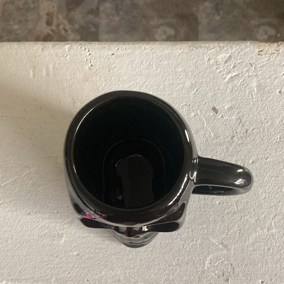 NWT- 16.9floz- Black Ceramic Glazed Skull 💀 Mug - Picture 11 of 16